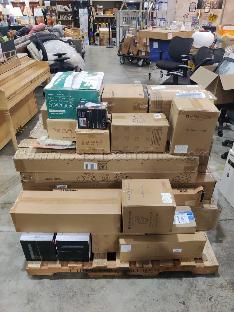 Pallet of Misc. Lights - ROOM 1