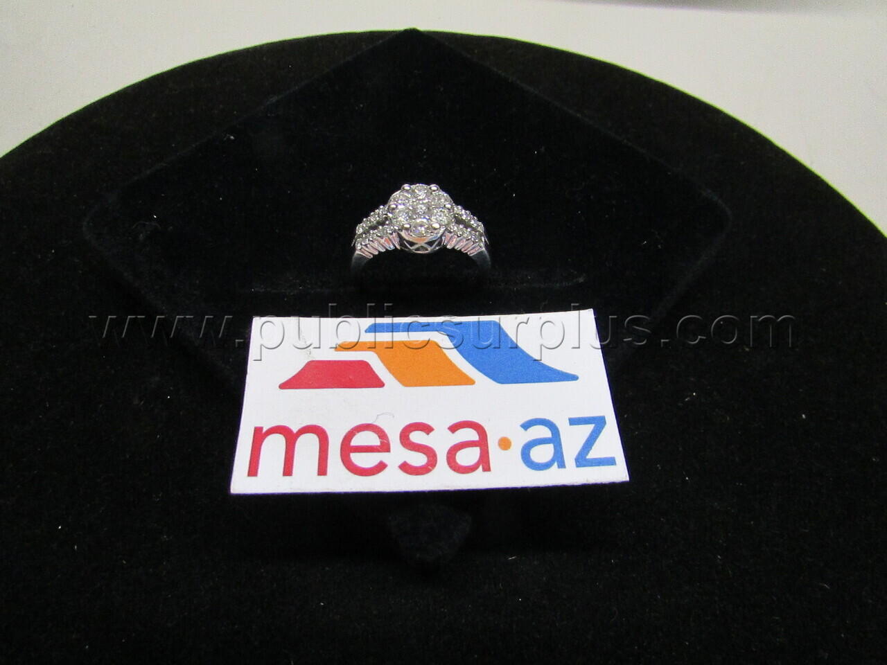 14K White Gold Ring with Diamonds   Government Surplus Auction - Photo #4