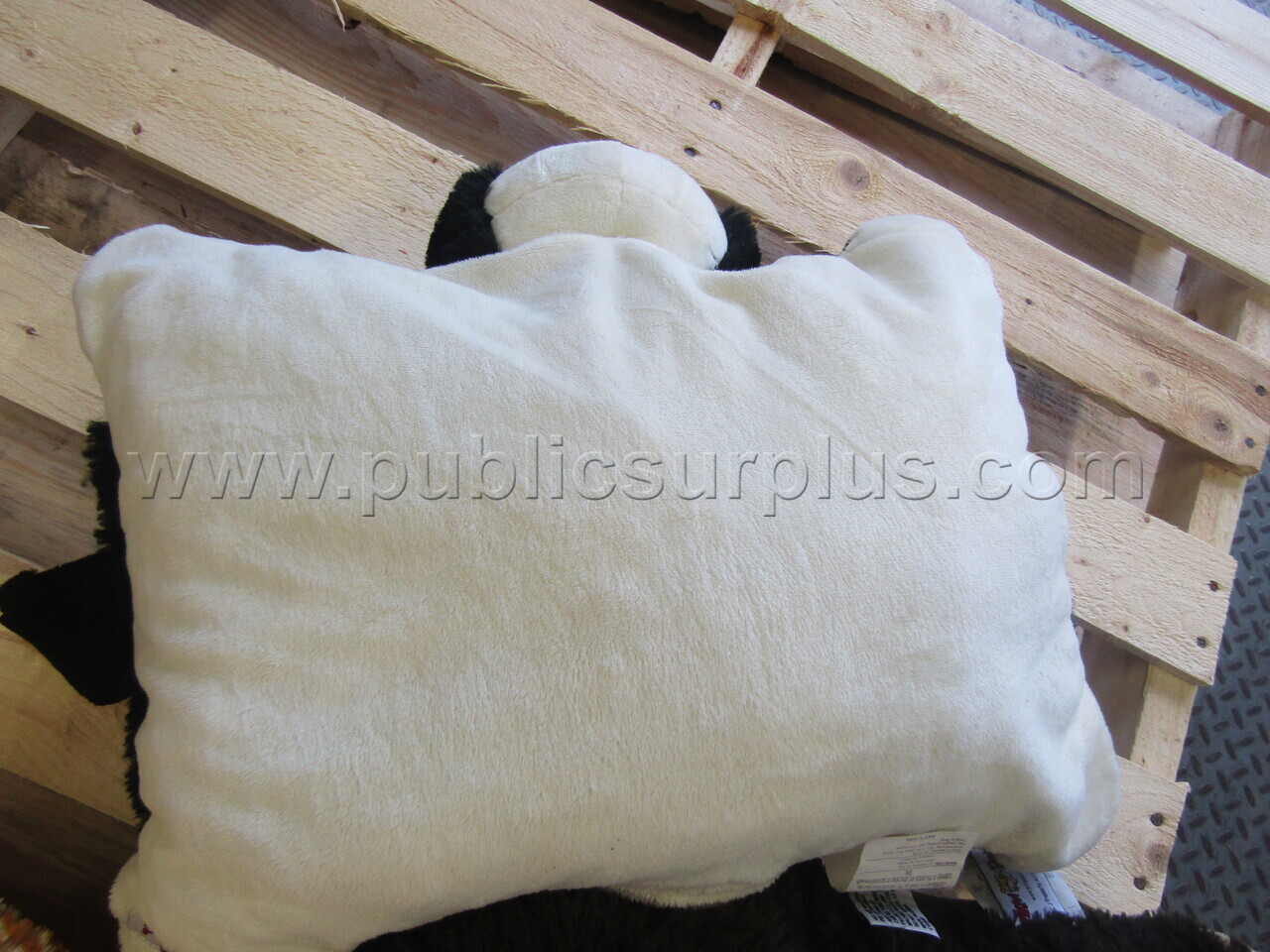 PILLOW PETS   Government Surplus Auction - Photo #6