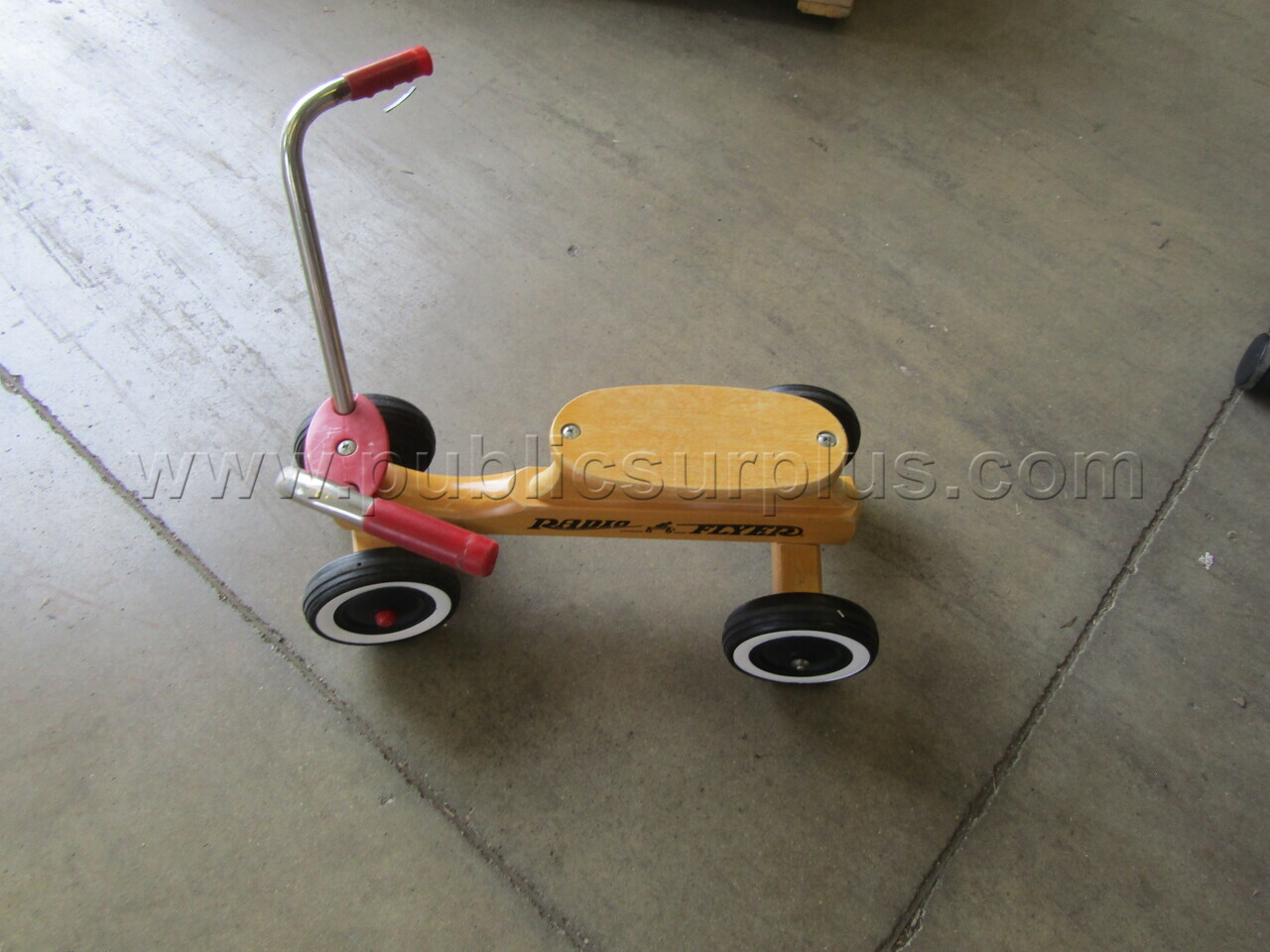 RADIO FLYER SCOOTER   Government Surplus Auction - Primary Photo