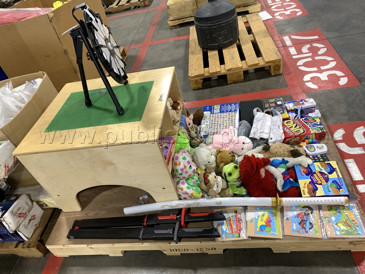 Games & Toys /KK   Government Surplus Auction - Photo #2