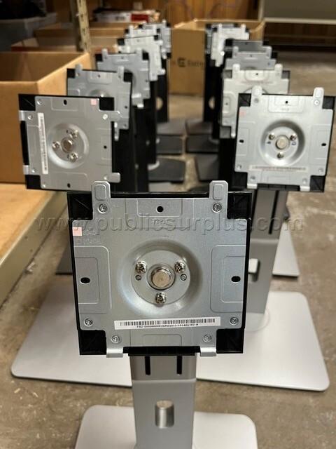 Monitor Stands LOT Q(13)