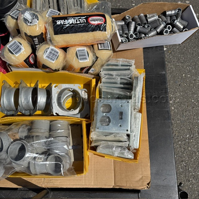 Misc Hardware   Government Surplus Auction - Photo #4