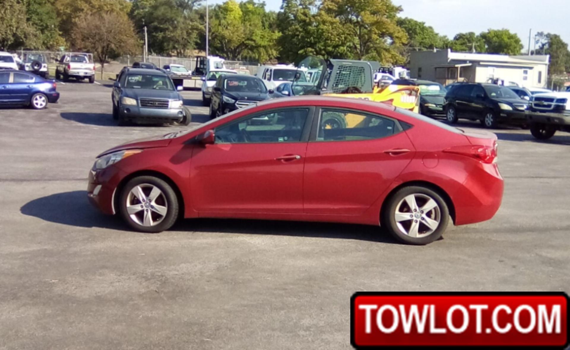 2013 HYUNDAI ELANTRA (Overland Park, Kansas) HYUNDAI ELANTRA Government Surplus Auction - Photo #4