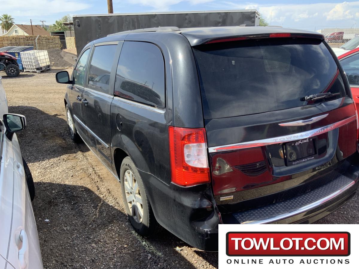 2015 Chrysler Town & Country (Phoenix, Arizona) Chrysler Town & Country Government Surplus Auction - Photo #4