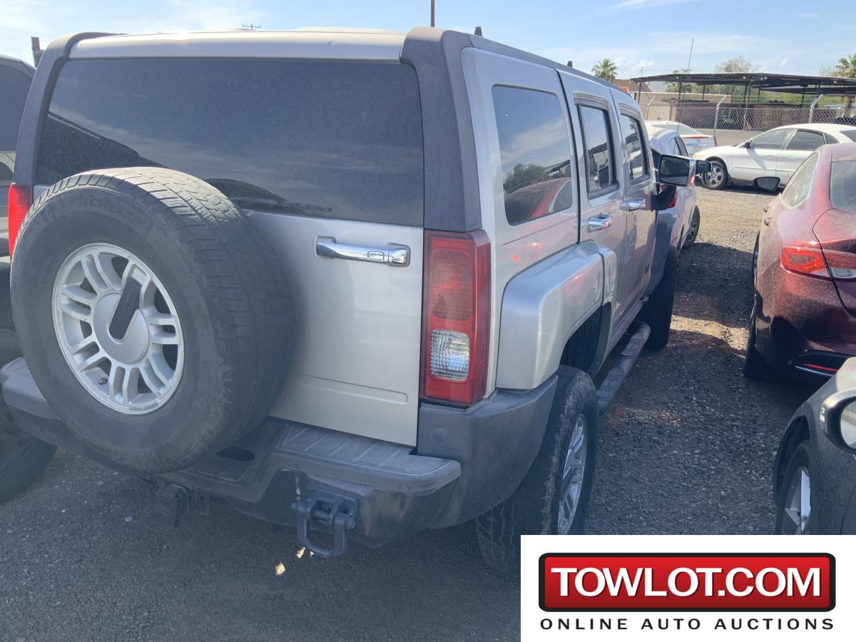 2006 Hummer H3 (Phoenix, Arizona) Hummer H3 Government Surplus Auction - Photo #2