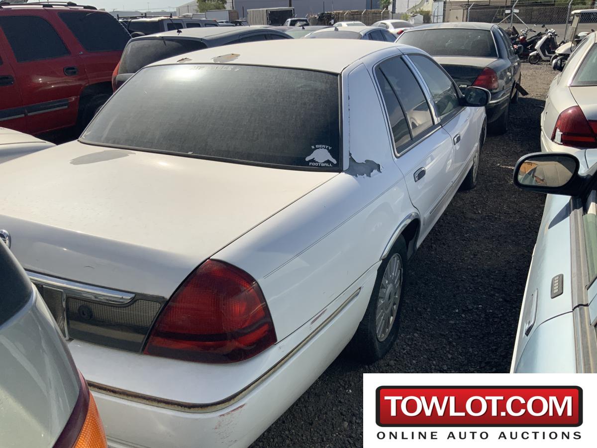 2007 Mercury Grand Marquis (Phoenix, Arizona) Mercury Grand Marquis Government Surplus Auction - Photo #2