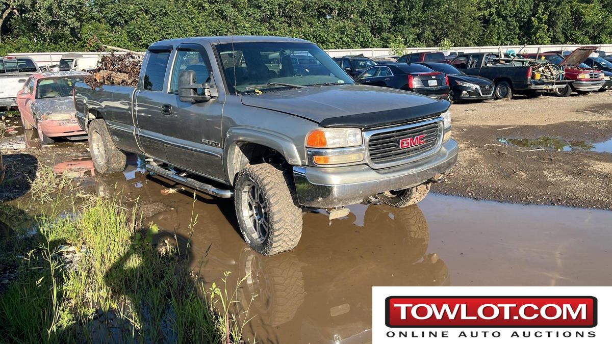 1999 GMC Sierra 2500 (TOPEKA, Kansas) GMC Sierra Government Surplus Auction - Photo #2