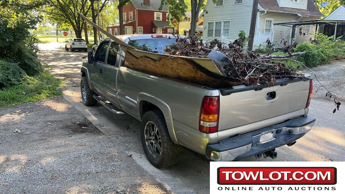 1999 GMC Sierra 2500 (TOPEKA, Kansas) GMC Sierra Government Surplus Auction - Photo #4