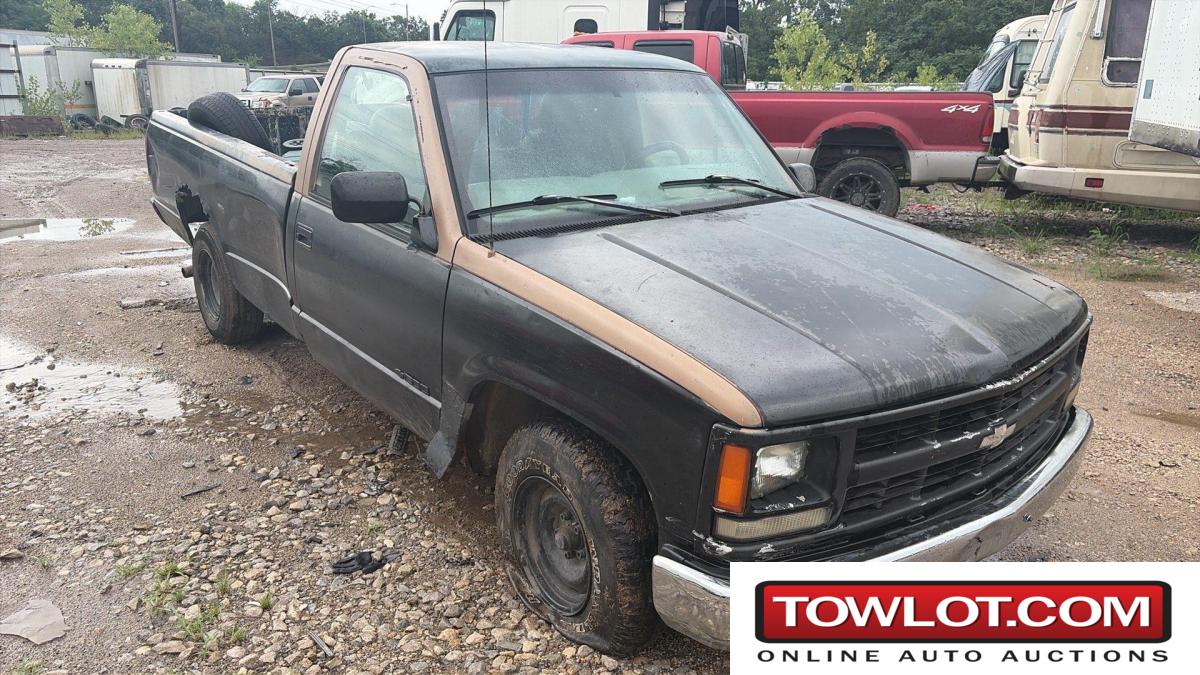 1998 Chevrolet C/K 1500 (TOPEKA, Kansas) Chevrolet 1500 Government Surplus Auction - Photo #2