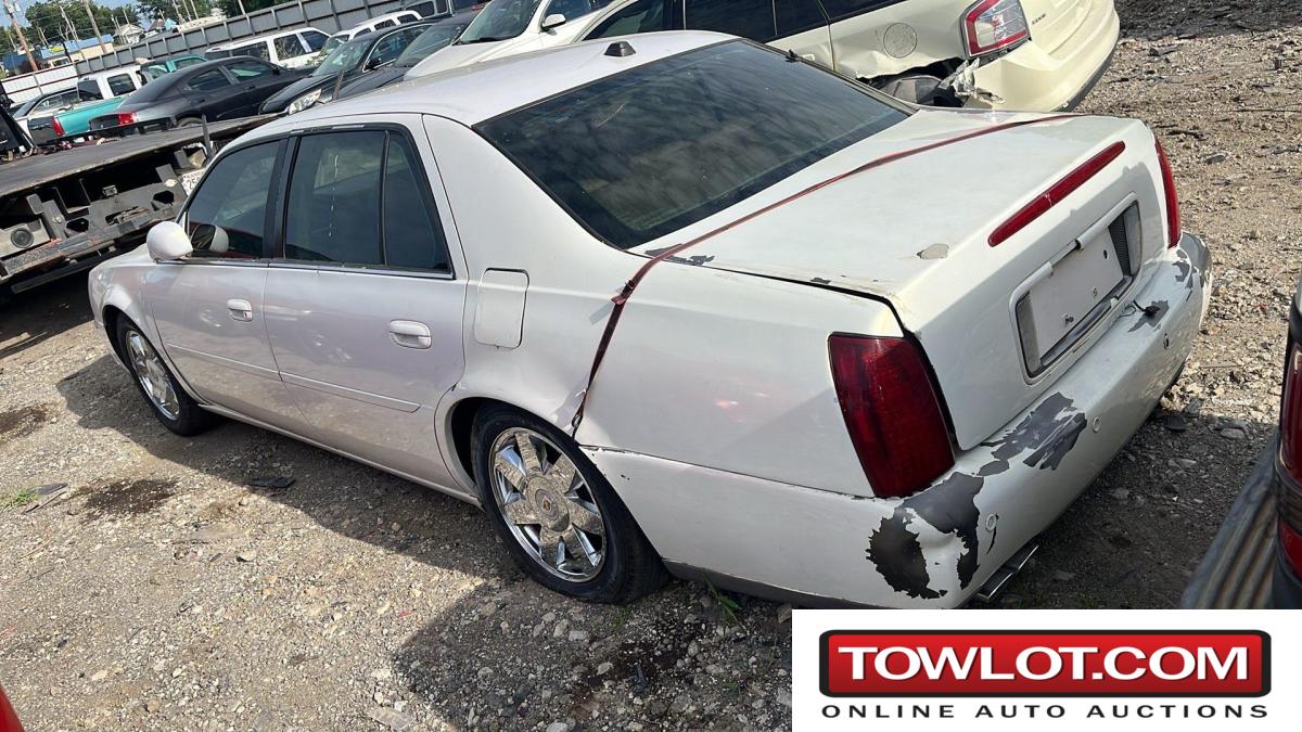2004 Cadillac Deville (TOPEKA, Kansas) Cadillac Deville Government Surplus Auction - Photo #4