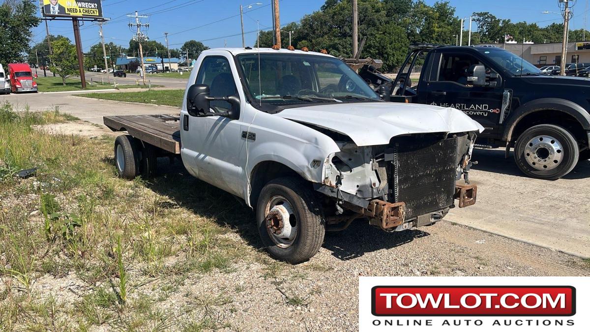 1999 Ford F-350 SD (TOPEKA, Kansas) Ford F-350 Government Surplus Auction - Photo #2