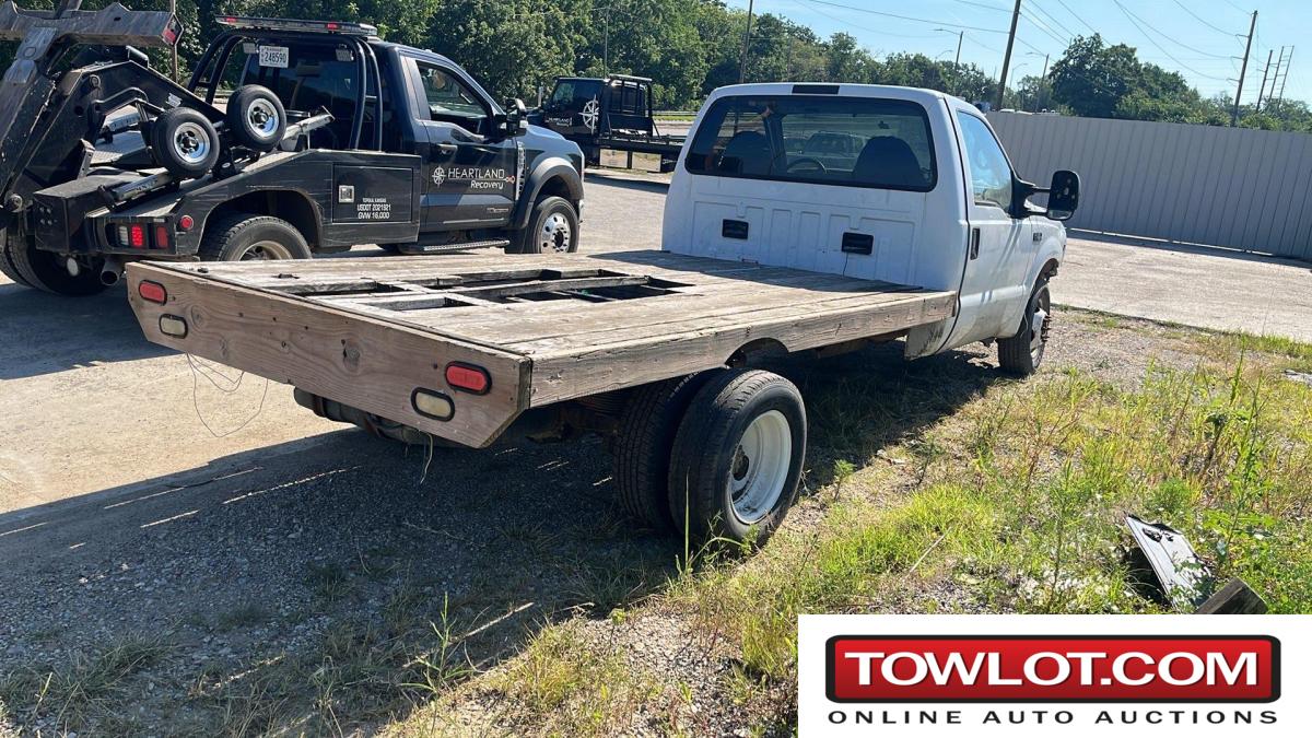 1999 Ford F-350 SD (TOPEKA, Kansas) Ford F-350 Government Surplus Auction - Photo #3