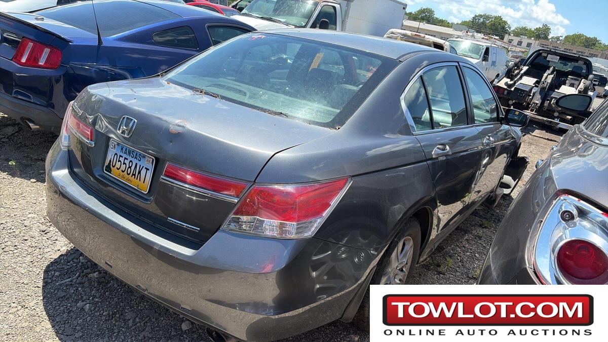 2012 Honda Accord (TOPEKA, Kansas) Honda Accord Government Surplus Auction - Photo #3