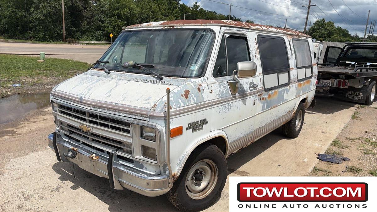 1990 Chevrolet G-Series Van (TOPEKA, Kansas)