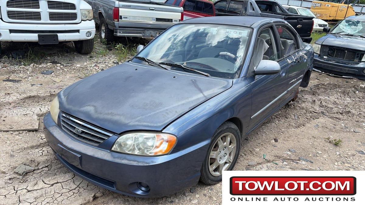 2003 Kia Spectra (TOPEKA, Kansas)