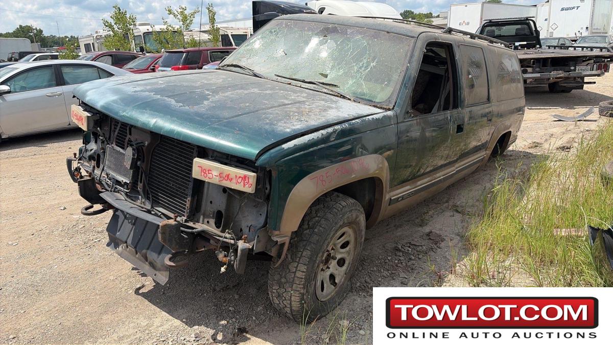 1995 Chevrolet Suburban (TOPEKA, Kansas)