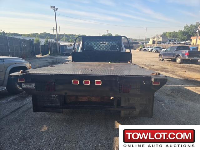 2004 Ford F-350 SD (Overland Park, Kansas) Ford F-350 Government Surplus Auction - Photo #6