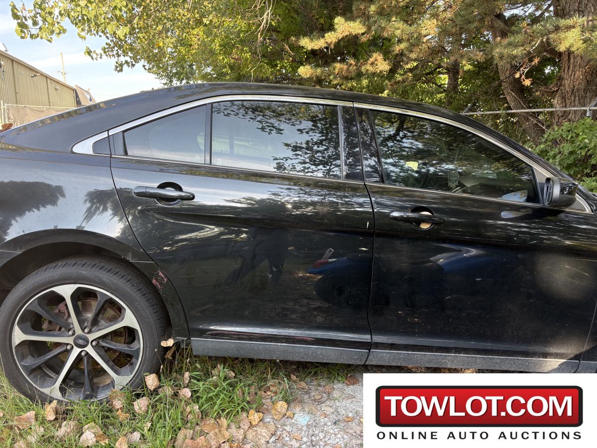 2014 Ford Taurus (Overland Park, Kansas) Ford Taurus Government Surplus Auction - Photo #4