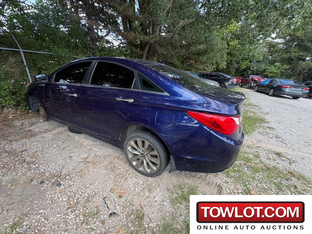 2012 Hyundai Sonata (Overland Park, Kansas) Hyundai Sonata Government Surplus Auction - Photo #3