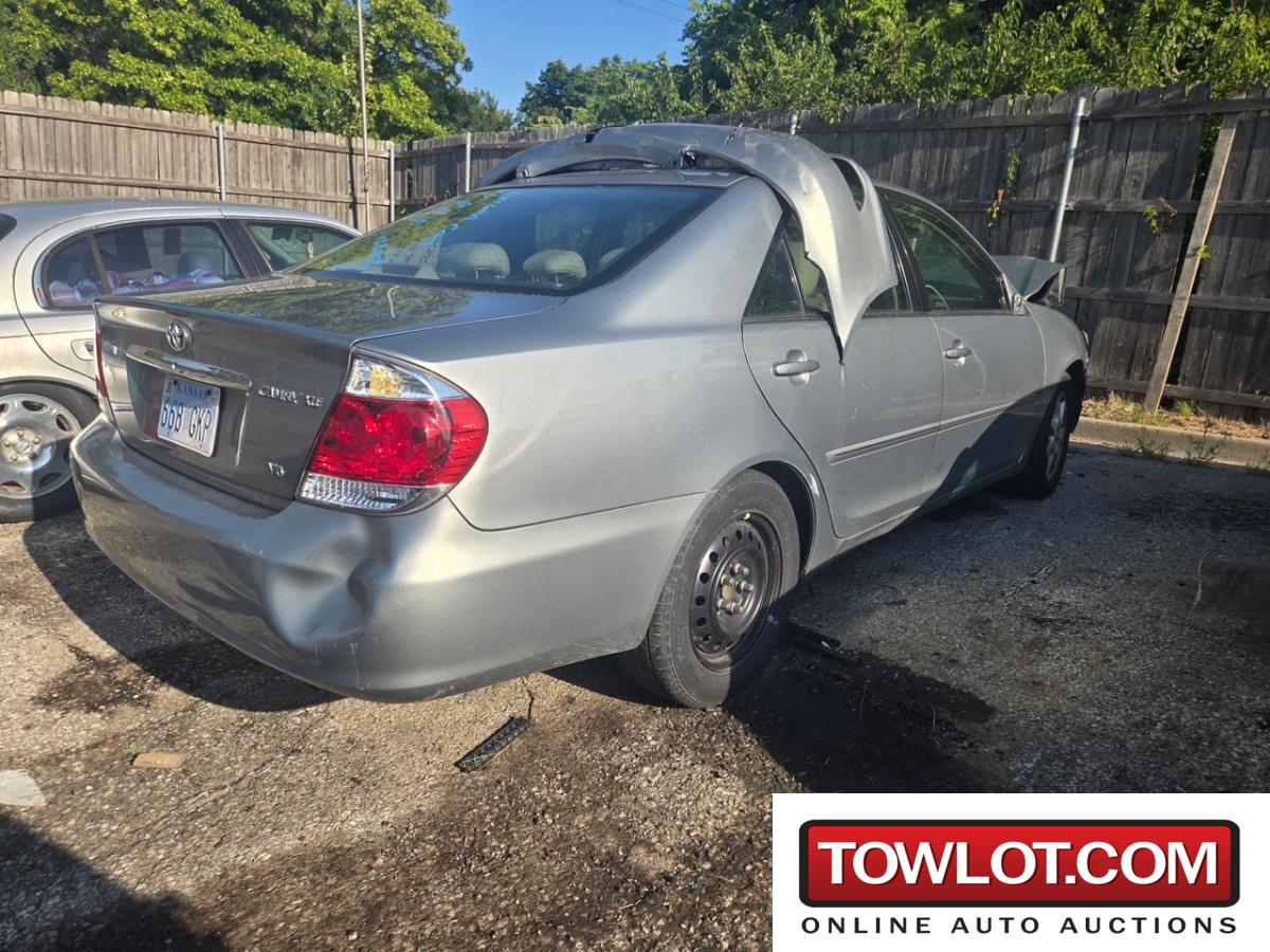 2005 Toyota Camry (Overland Park, Kansas) Toyota Camry Government Surplus Auction - Photo #5