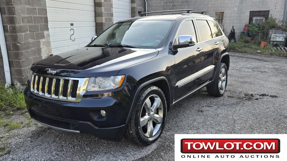 2011 Jeep Grand Cherokee Overland (Kansas City, Missouri) Jeep Cherokee Government Surplus Auction - Photo #2