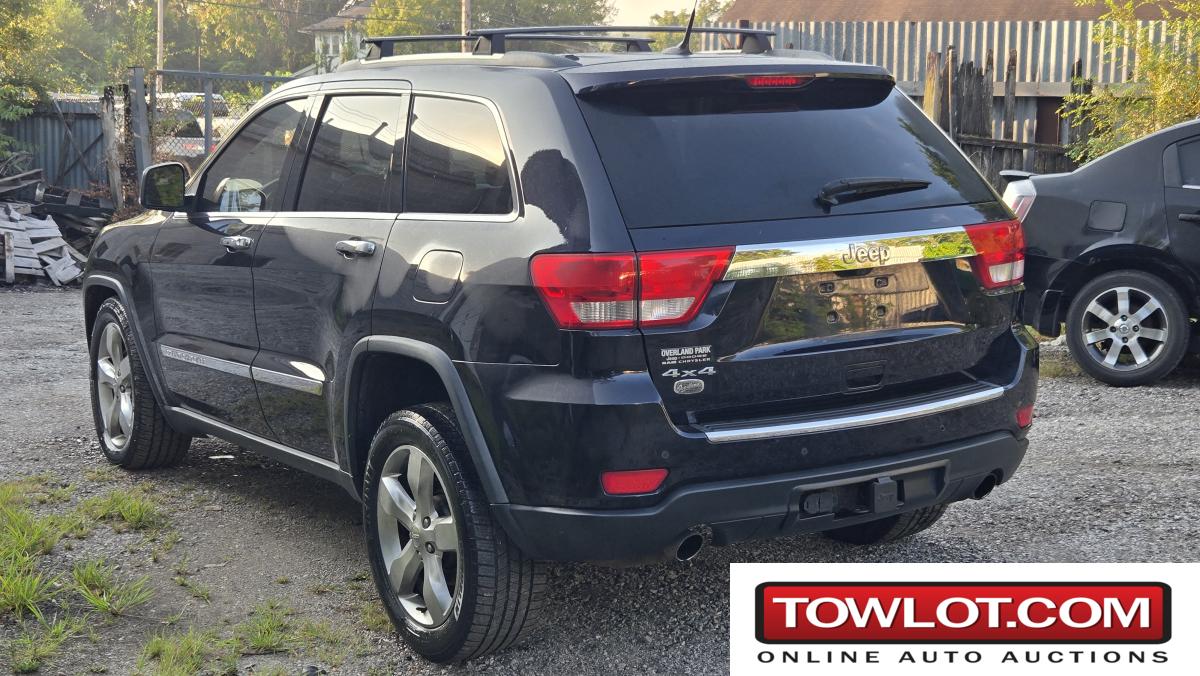 2011 Jeep Grand Cherokee Overland (Kansas City, Missouri) Jeep Cherokee Government Surplus Auction - Photo #4