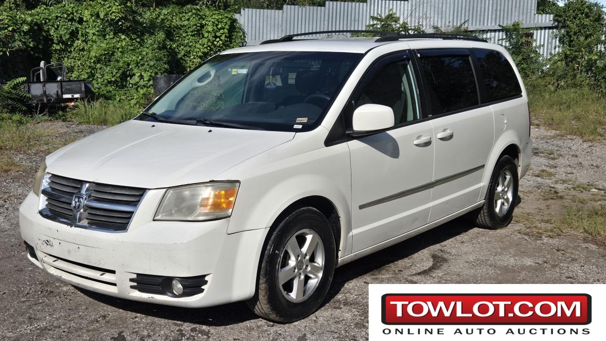 2010 Dodge Grand Caravan SXT (Kansas City, Missouri) Dodge Grand Caravan Government Surplus Auction - Photo #2