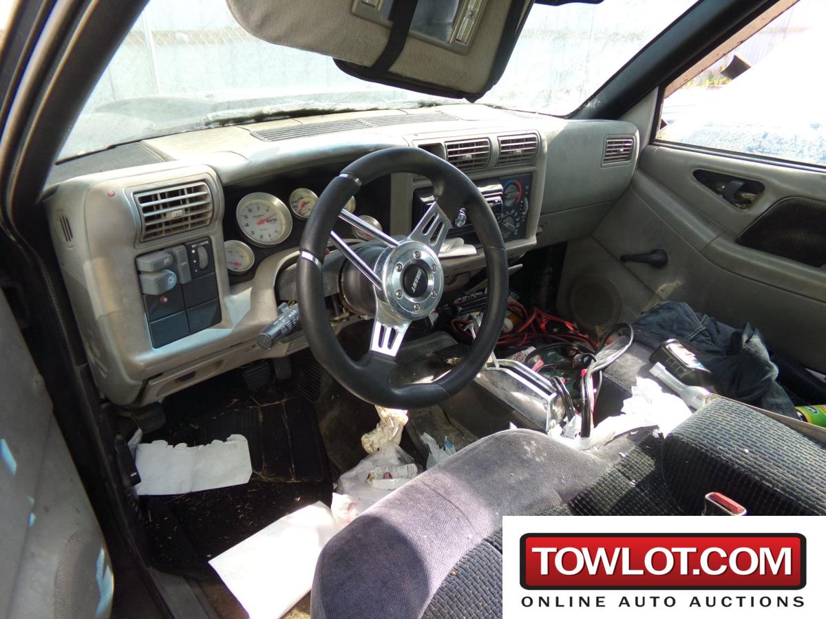 1995 Chevrolet S10 Pickup (Kansas City, Kansas)