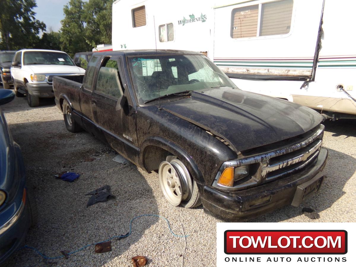 1995 Chevrolet S10 Pickup (Kansas City, Kansas) Chevrolet S10 Pickup Government Surplus Auction - Photo #6