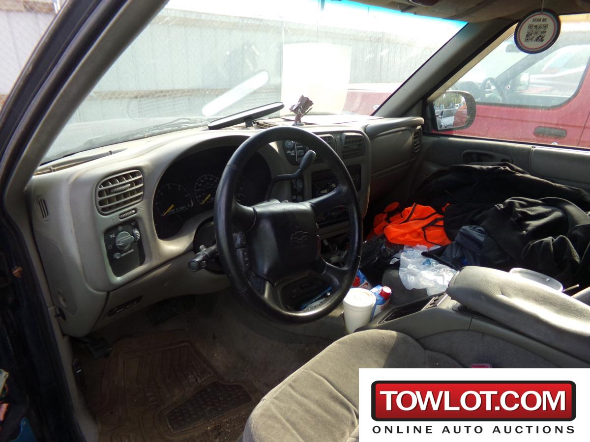 1999 Chevrolet Blazer (Kansas City, Kansas) Chevrolet Blazer Government Surplus Auction - Photo #4