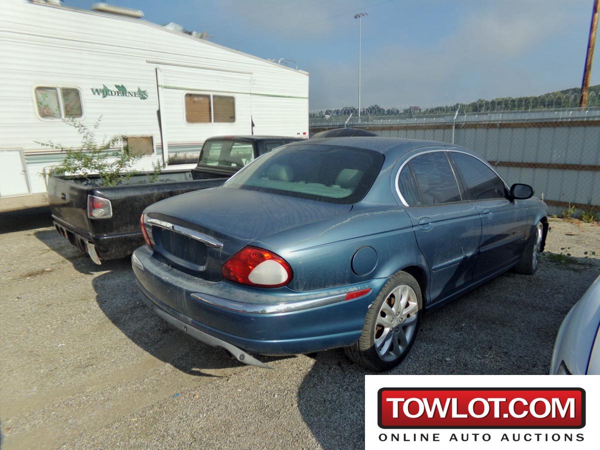 2002 Jaguar X-Type (Kansas City, Kansas) Jaguar X-Type Government Surplus Auction - Photo #4